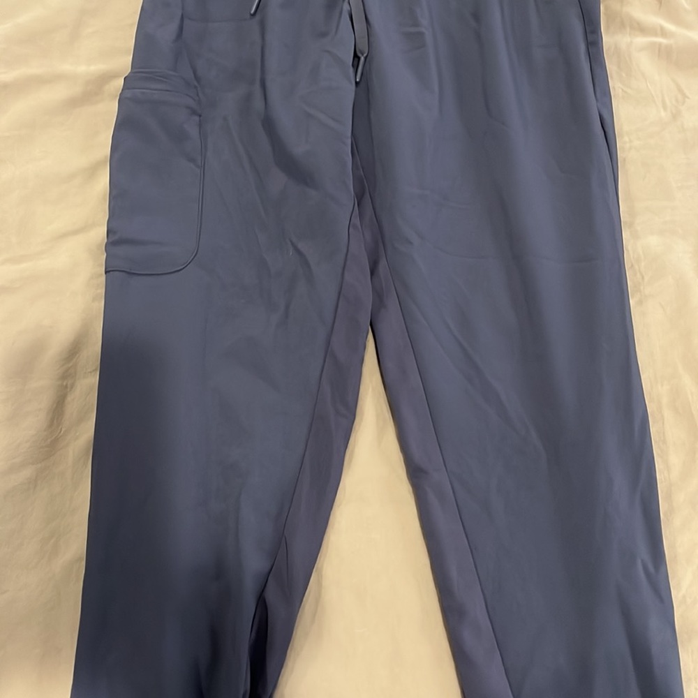 Jannuu XS steel grey athletic fit scrubs